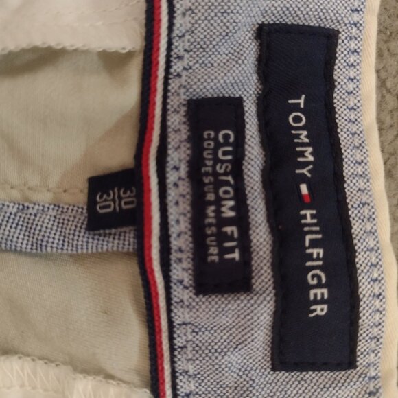 Tommy Hilfiger Men's Pants "Custom Fit" Style Size 30 x 30 - Picture 2 of 2